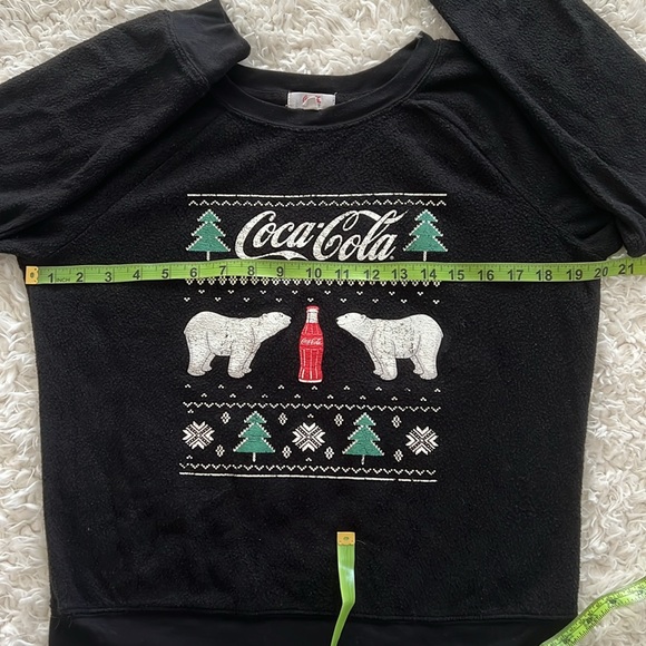 Coca-Cola Pajama Set - Picture 10 of 14